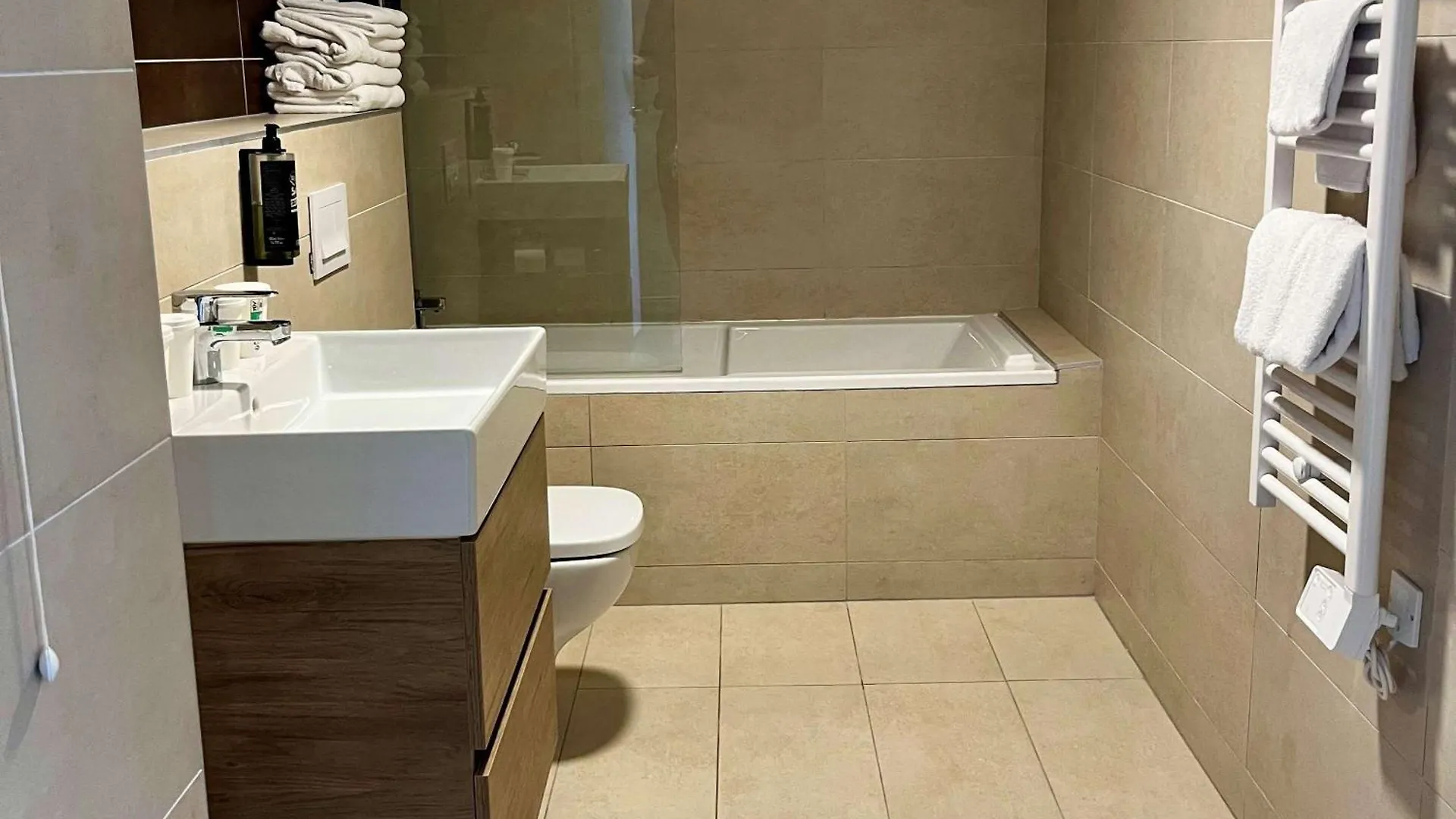 Hotel Ibis Styles Cabries Aix-En-Provence Tgv France