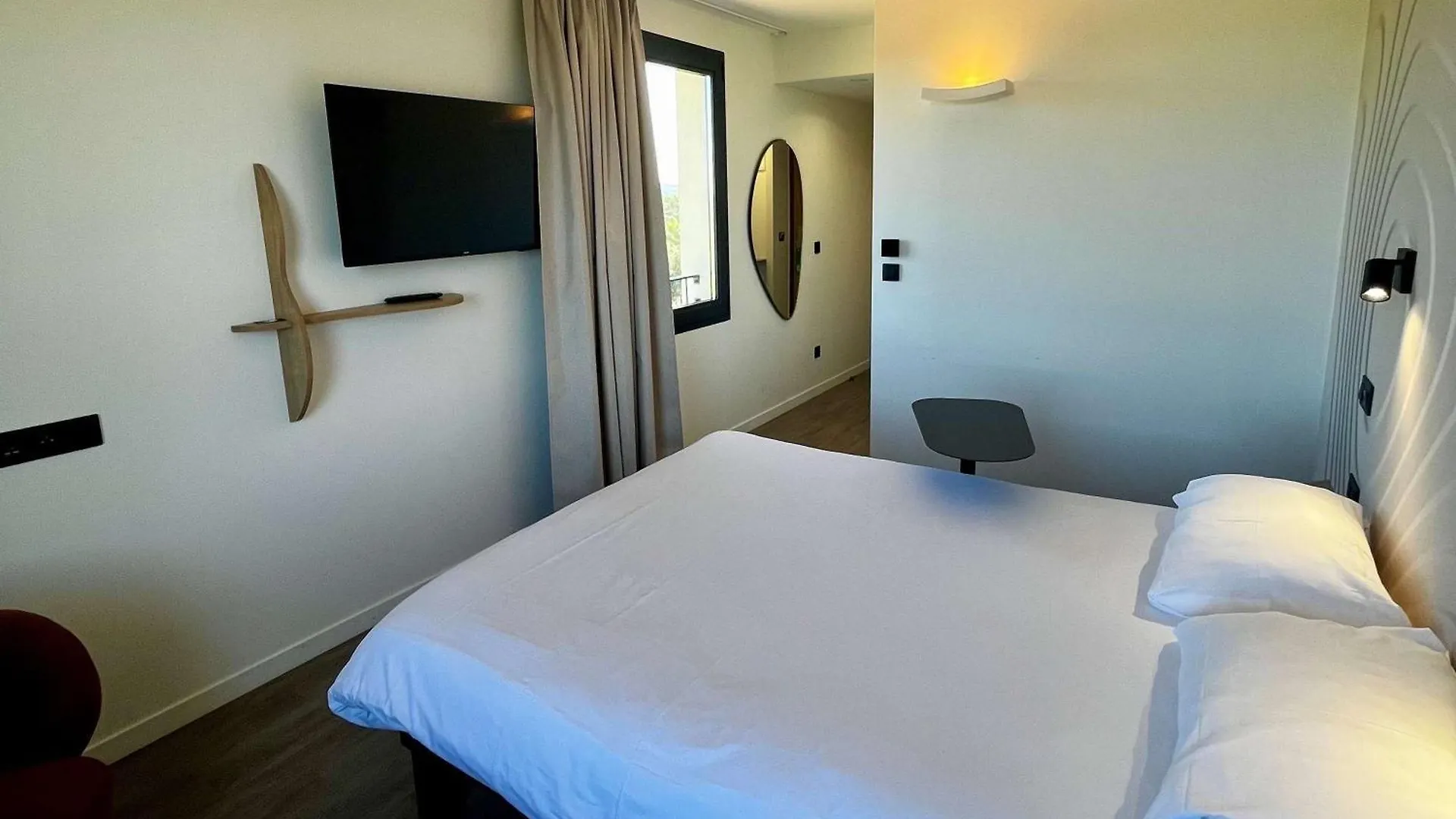 Hotel Ibis Styles Cabries Aix-En-Provence Tgv France